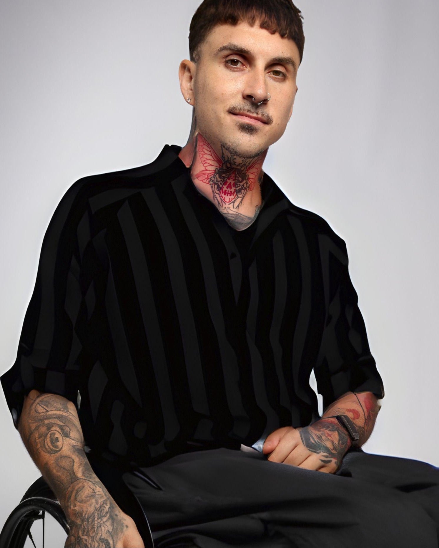 Cruiser Magnetic Linen Shirt for Dexterity Support - Christina Stephens