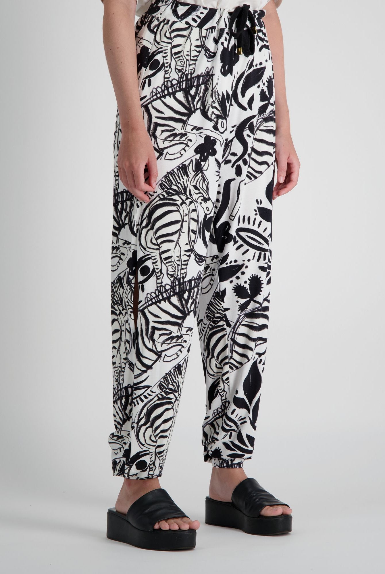 Roisin Adaptive Slouch Pants for Self Catheterisation Support - Christina Stephens
