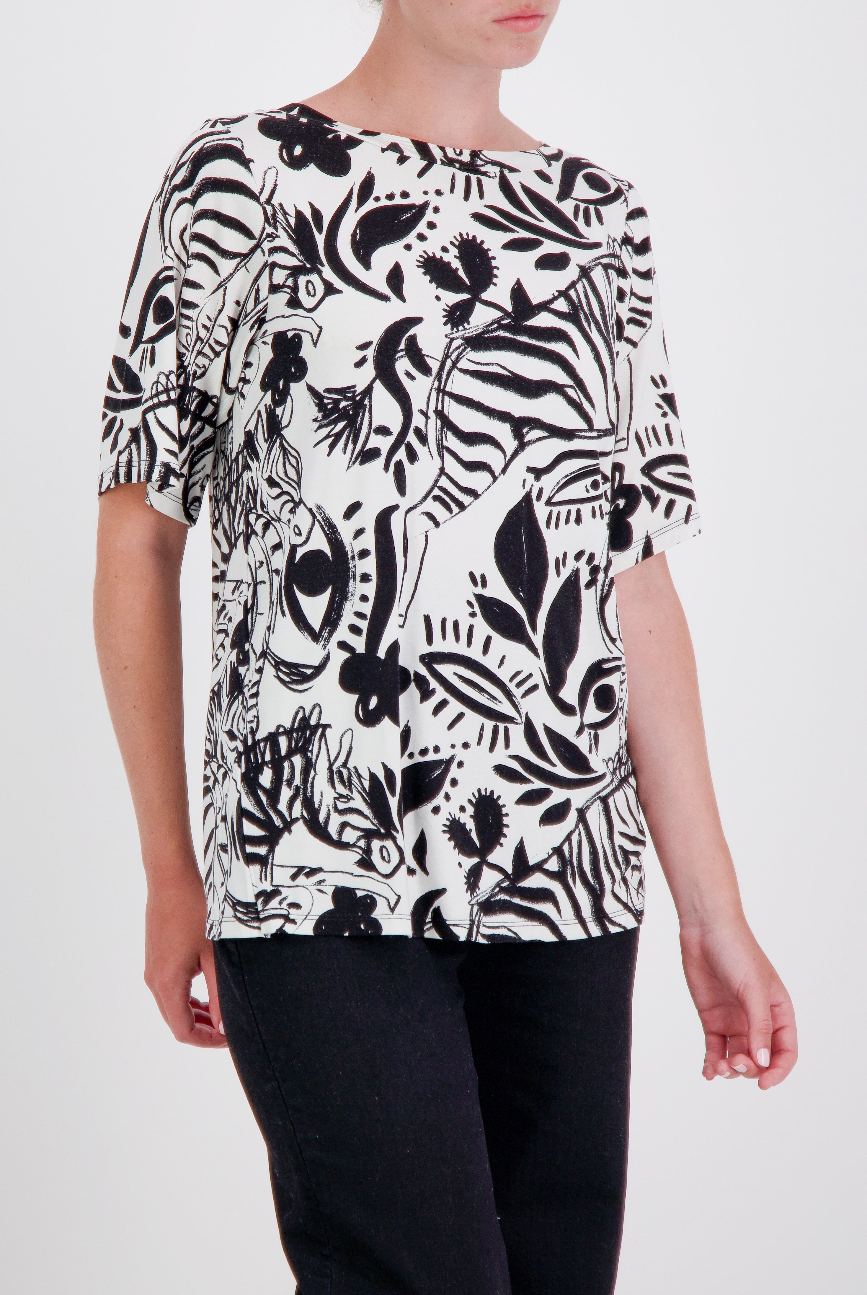 Lilli Leaf Back T-Shirt for Dexterity and Sensory Needs - Christina Stephens