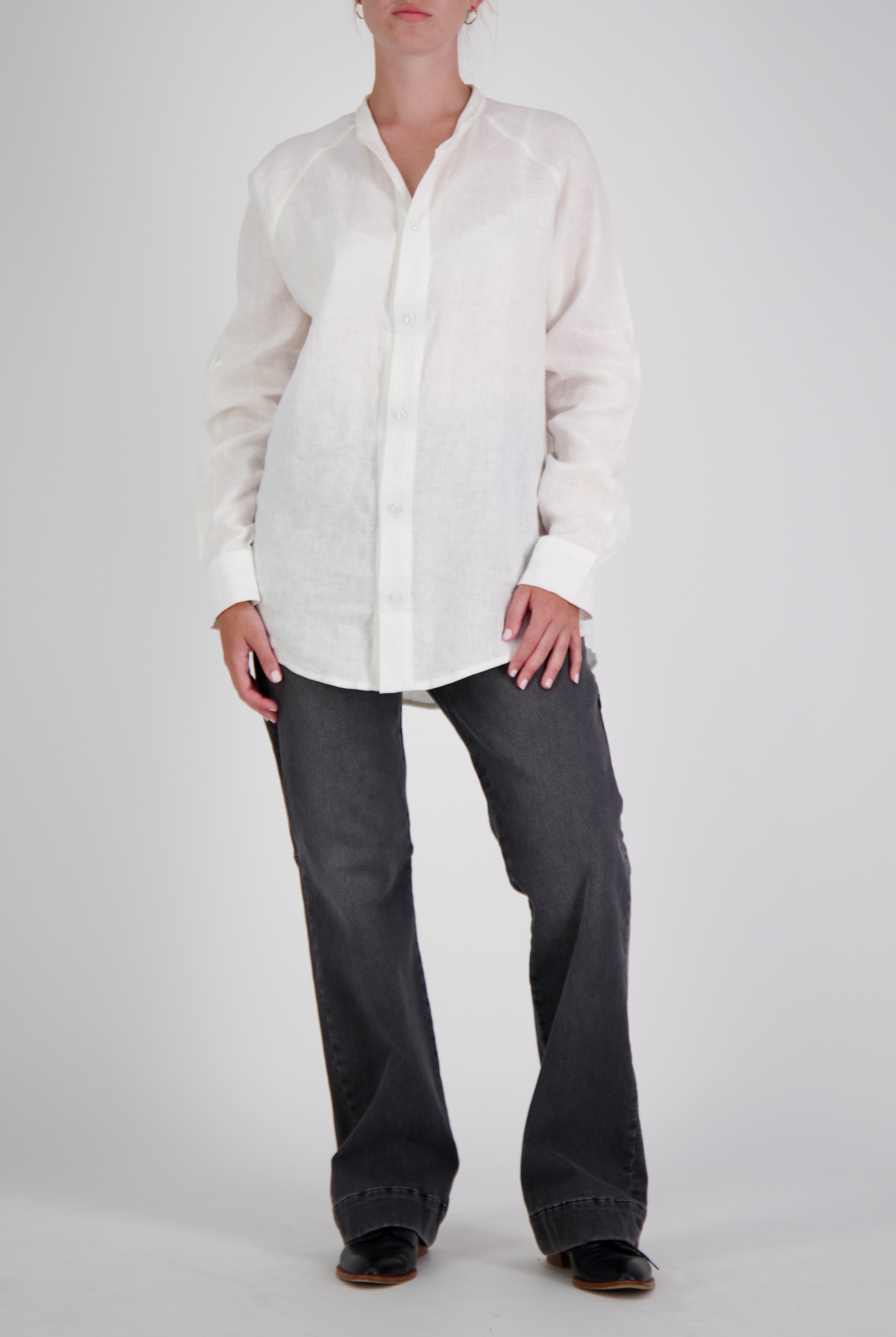 Cruiser Magnetic Linen Shirt for Dexterity Support - Christina Stephens