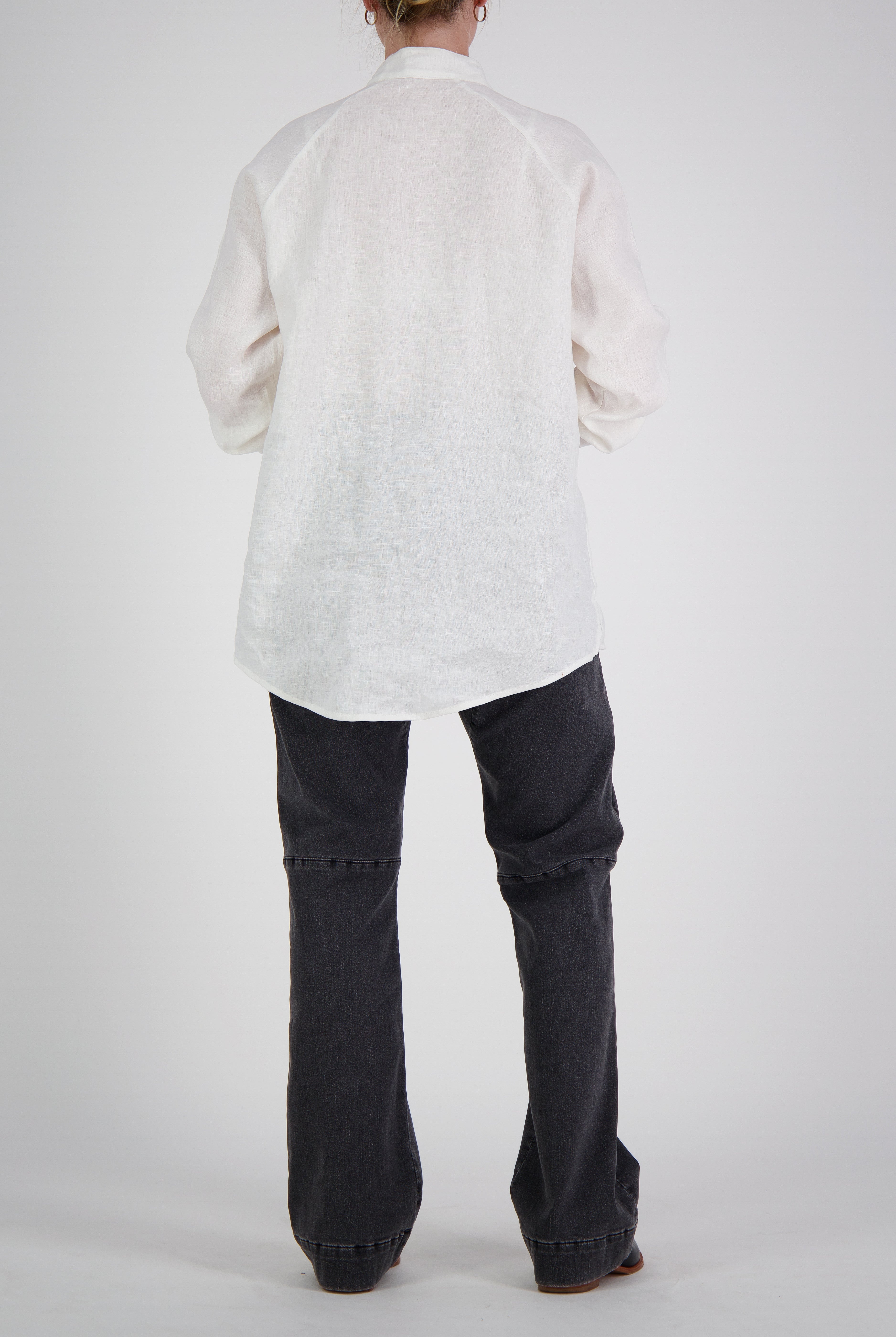 Cruiser Magnetic Linen Shirt for Dexterity Support - Christina Stephens