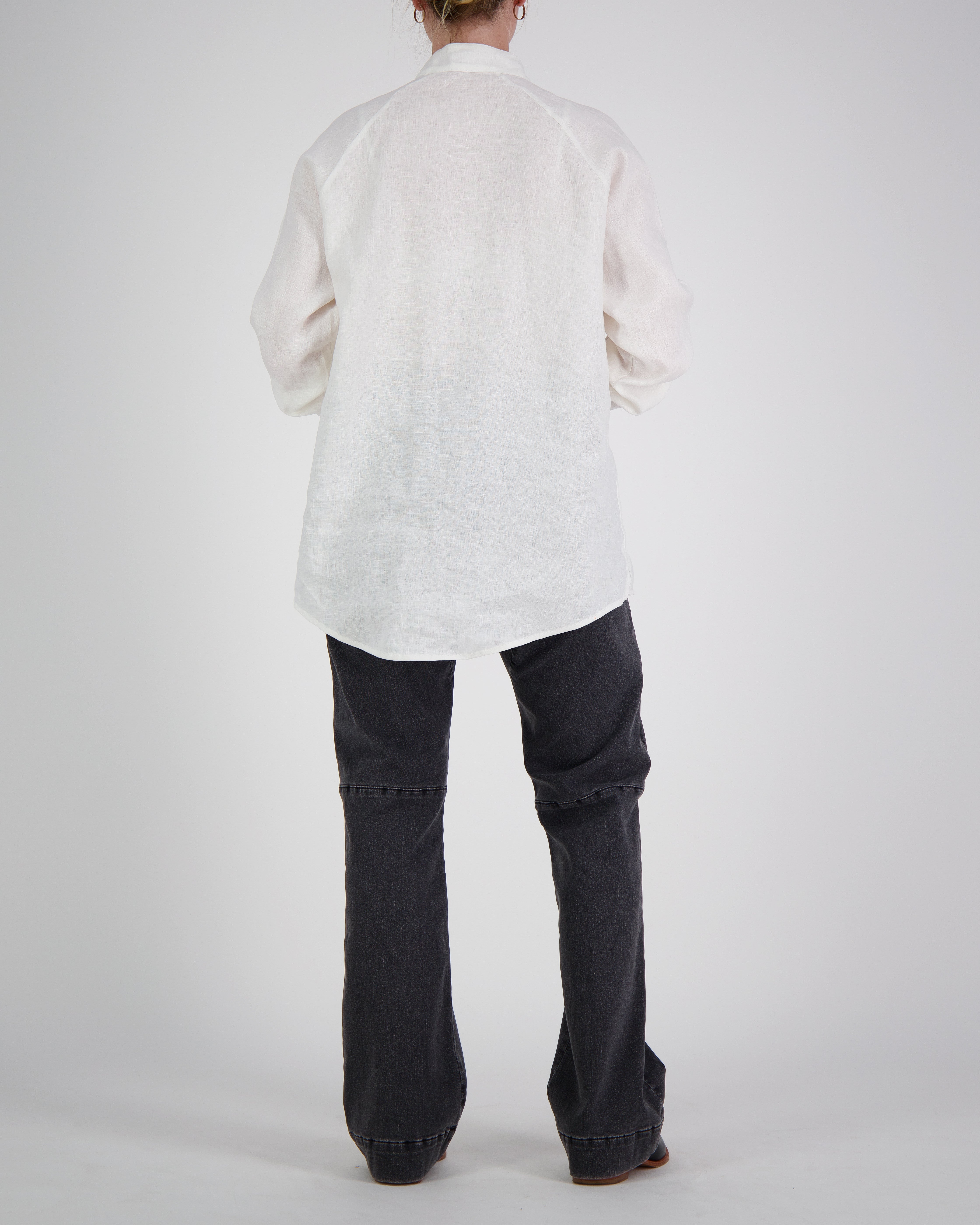 Cruiser Magnetic Linen Shirt for Dexterity Support - Christina Stephens