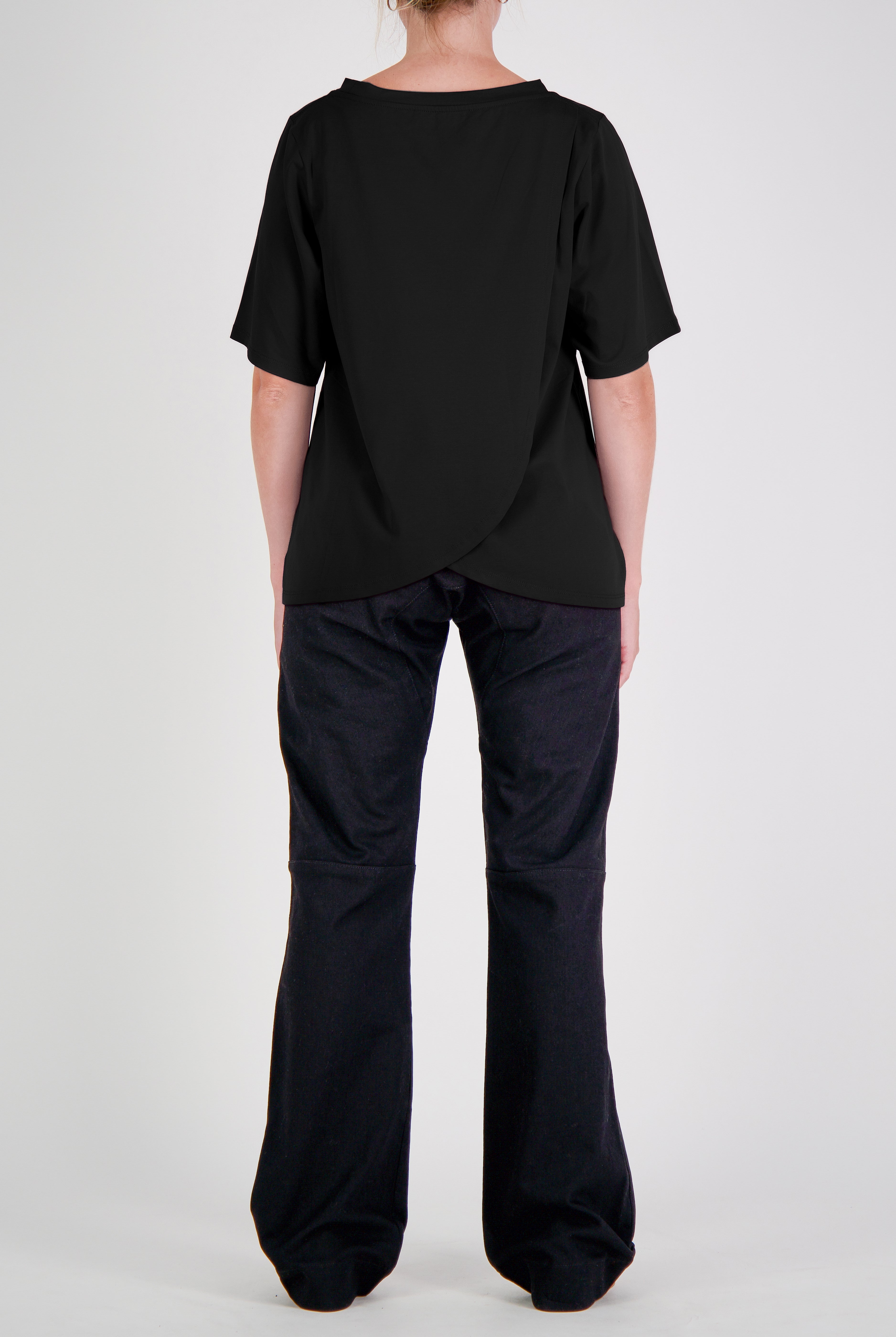 Lilli Leaf Back T-Shirt Stain and Spill Resistant for Dexterity - Black - Christina Stephens