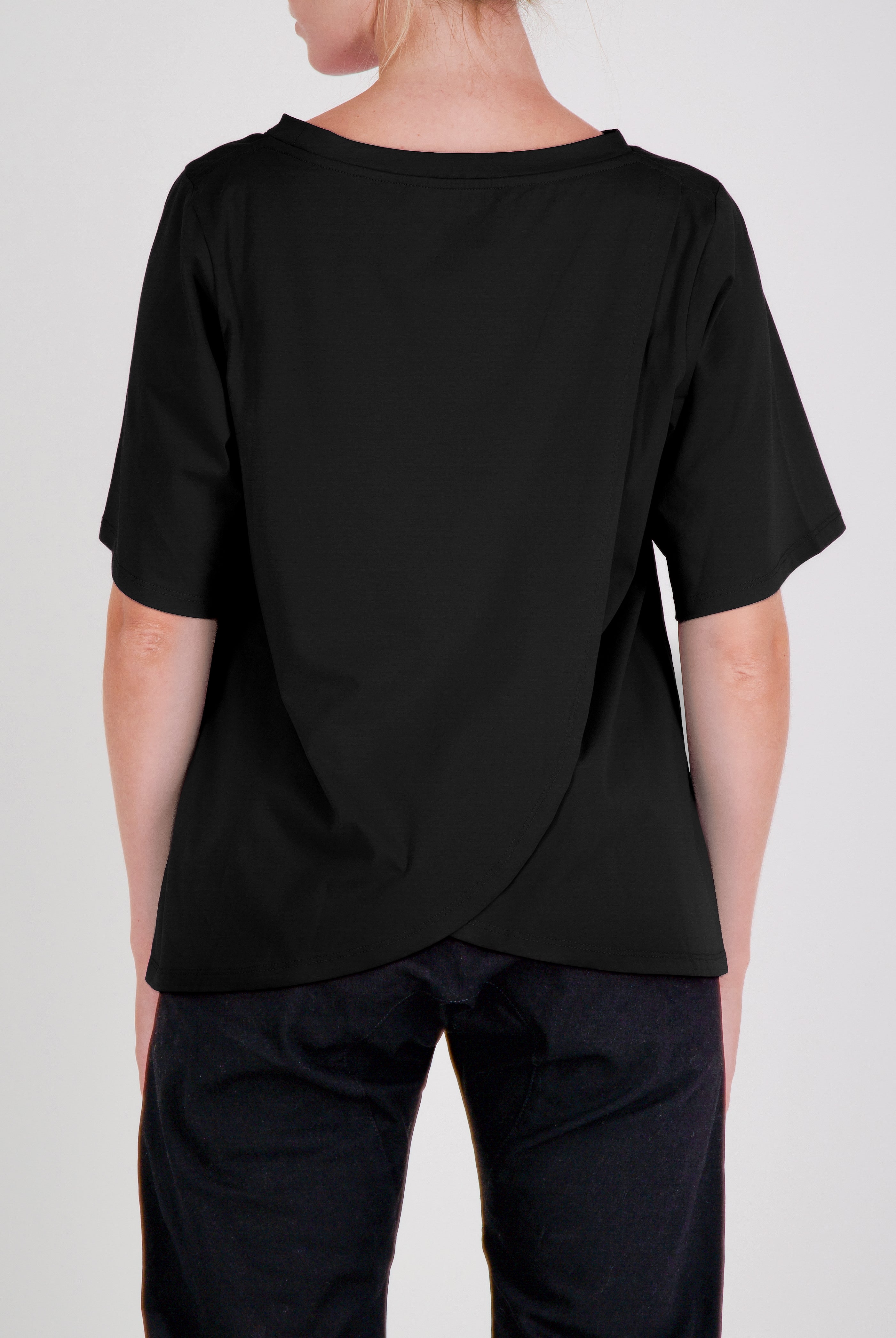 Lilli Leaf Back T-Shirt Stain and Spill Resistant for Dexterity - Black - Christina Stephens