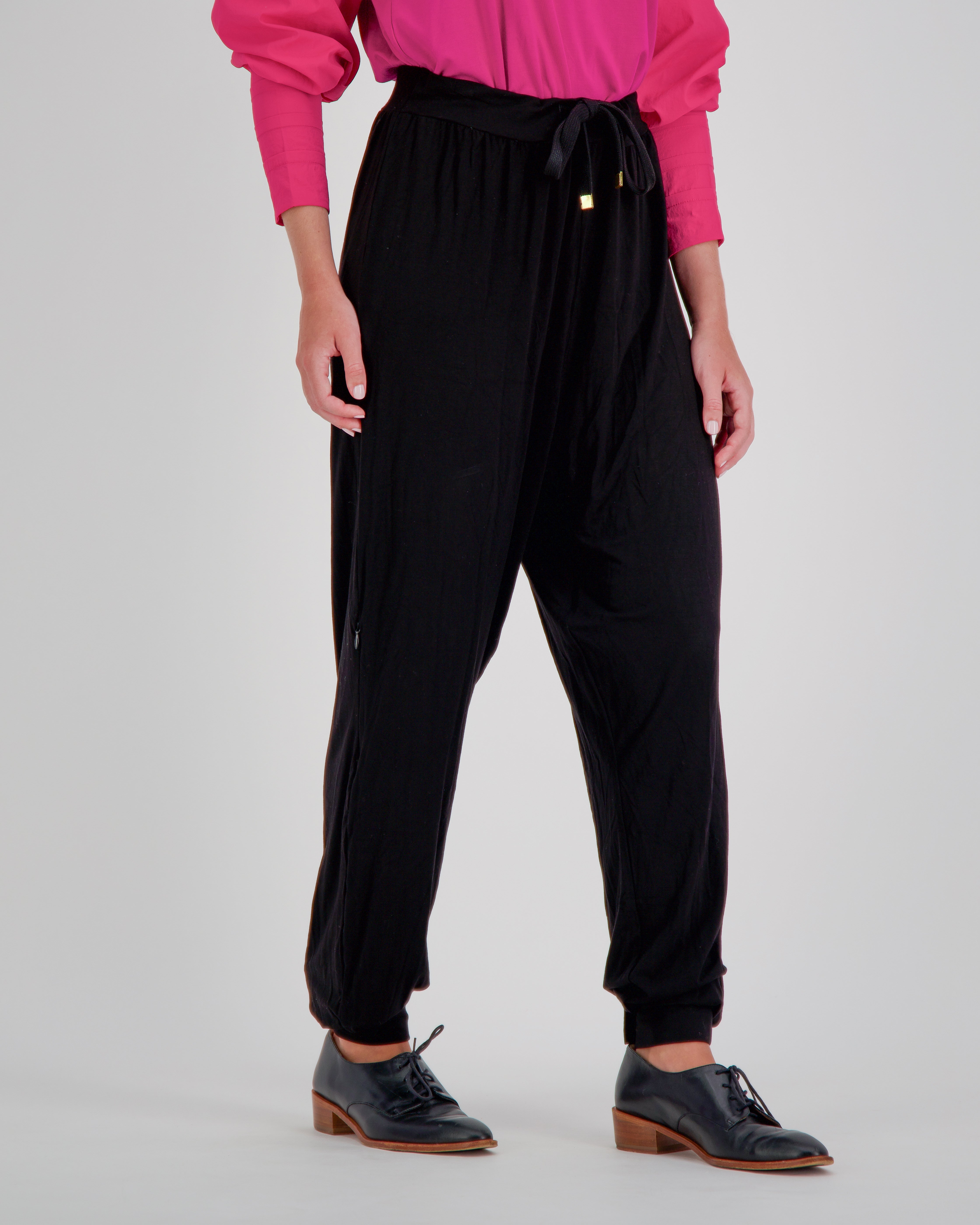 Roisin Adaptive Slouch Pants for Self Catheterisation Support - Christina Stephens