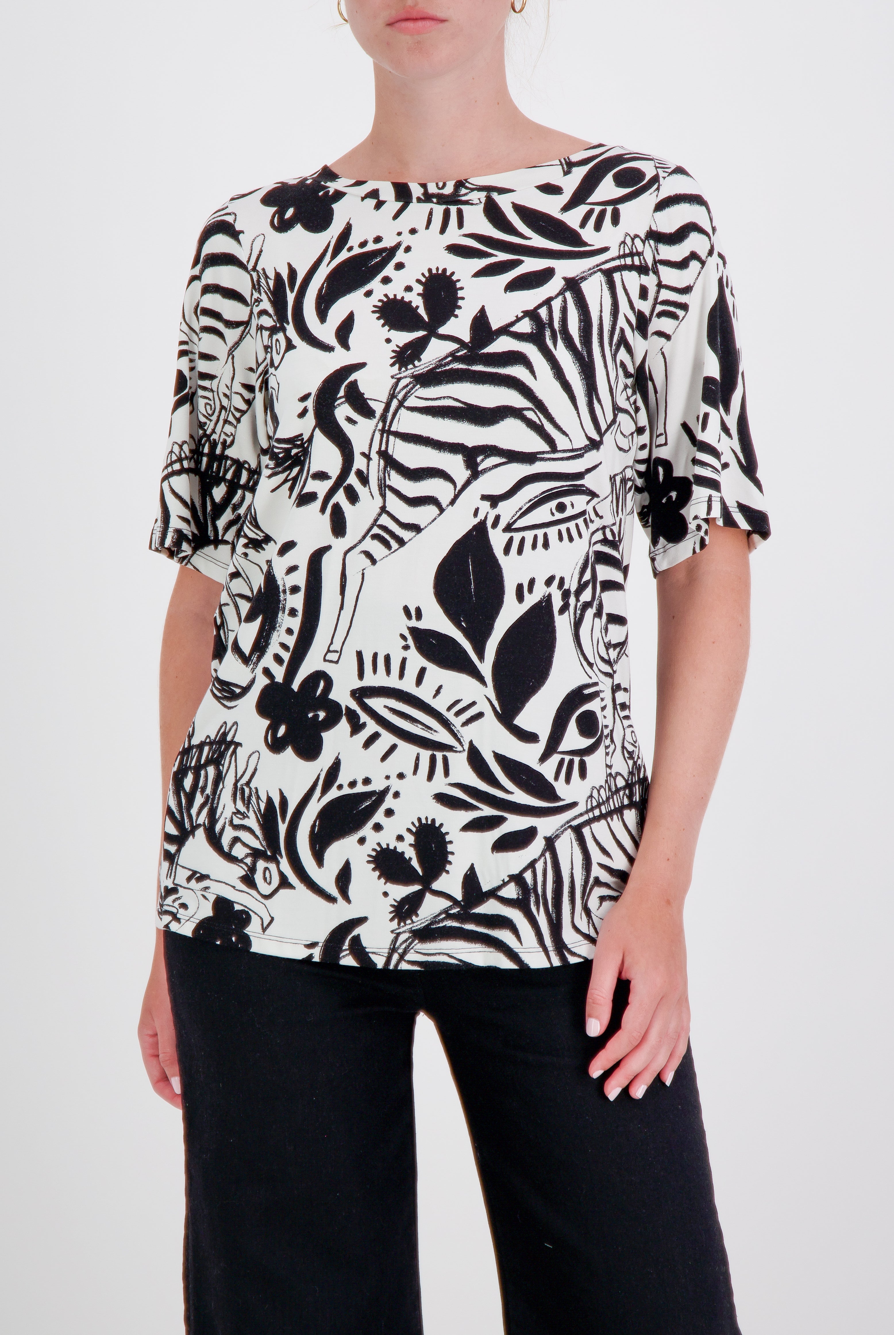 Lilli Leaf Back T-Shirt for Dexterity and Sensory Needs - Christina Stephens