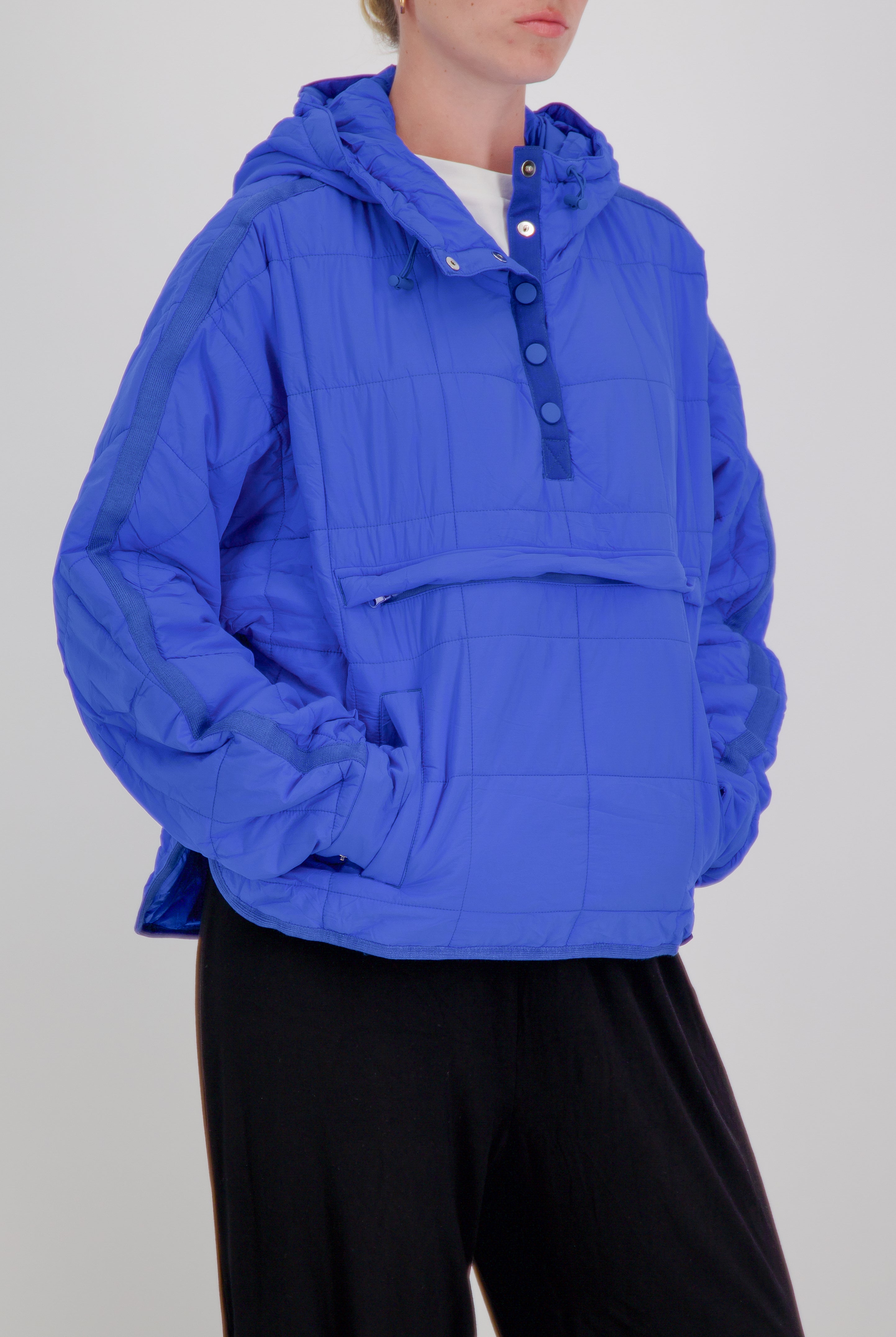 Elly Universal Adaptive Puffer Jacket for Wheelchair Users - Blue - Christina Stephens